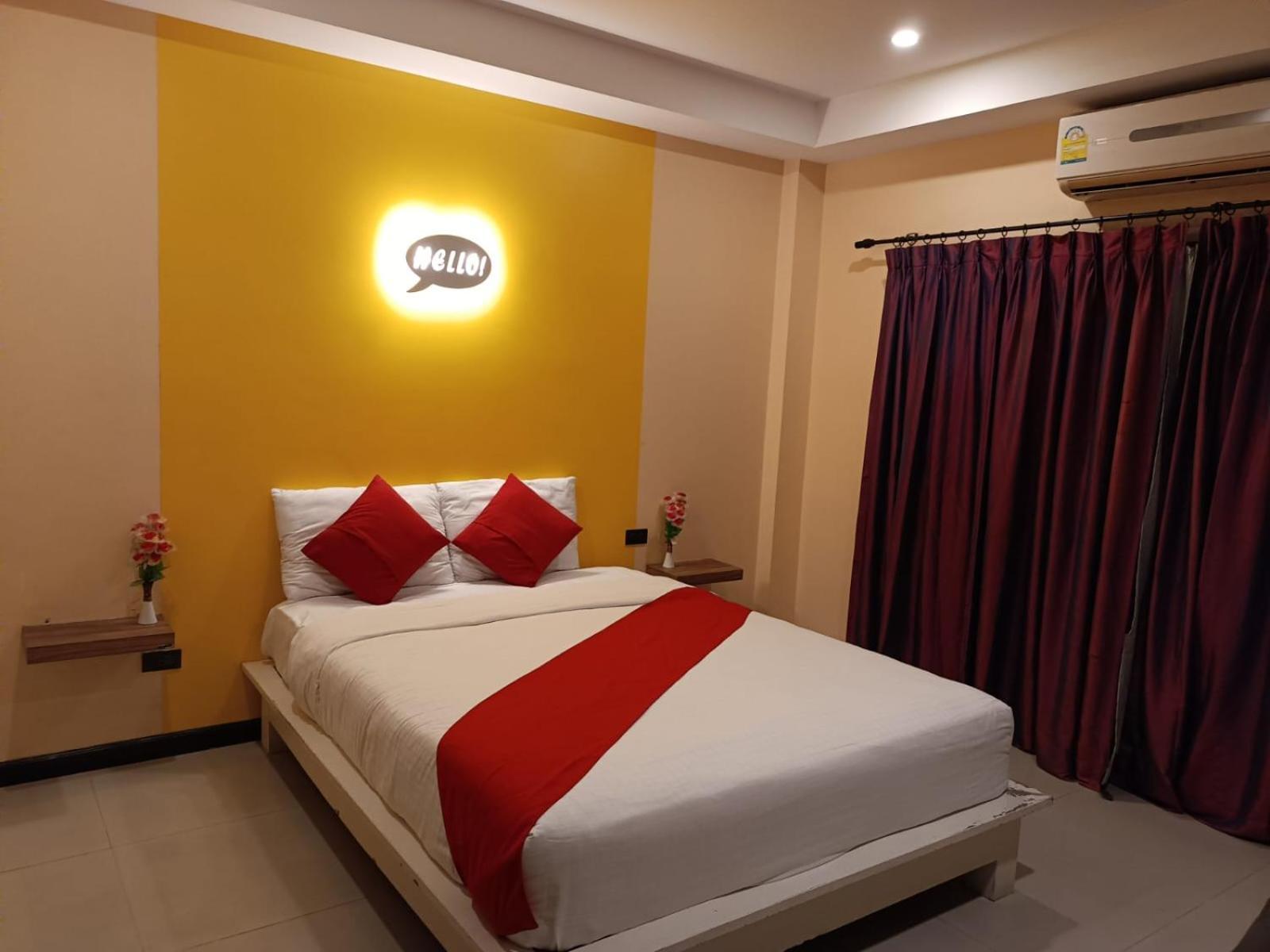 Aura Inn Rooms Pattaya Exterior photo