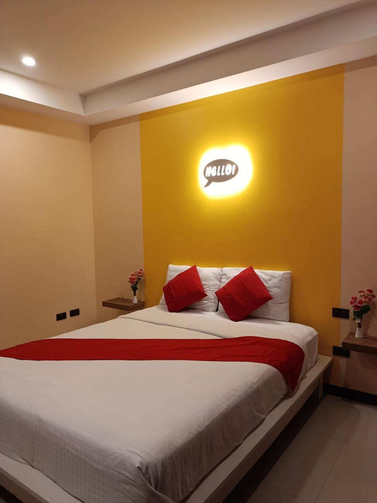 Aura Inn Rooms Pattaya Exterior photo